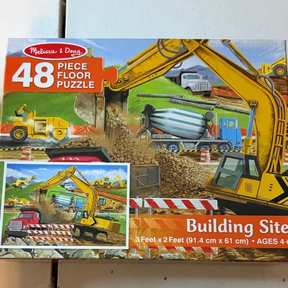 Melissa & Doug Building Site Puzzle with Yellow and Red Vehicles | EUC | Ages 4+